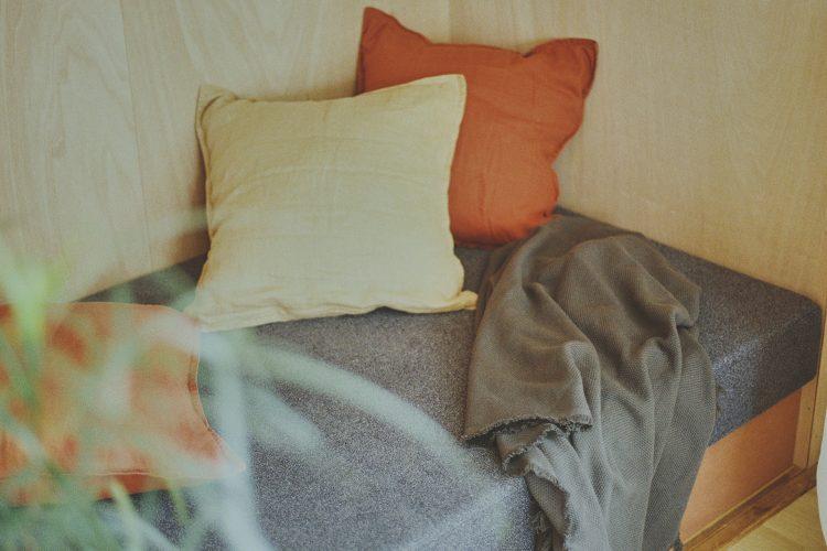 奥行きたっぷりのリラックスソファ