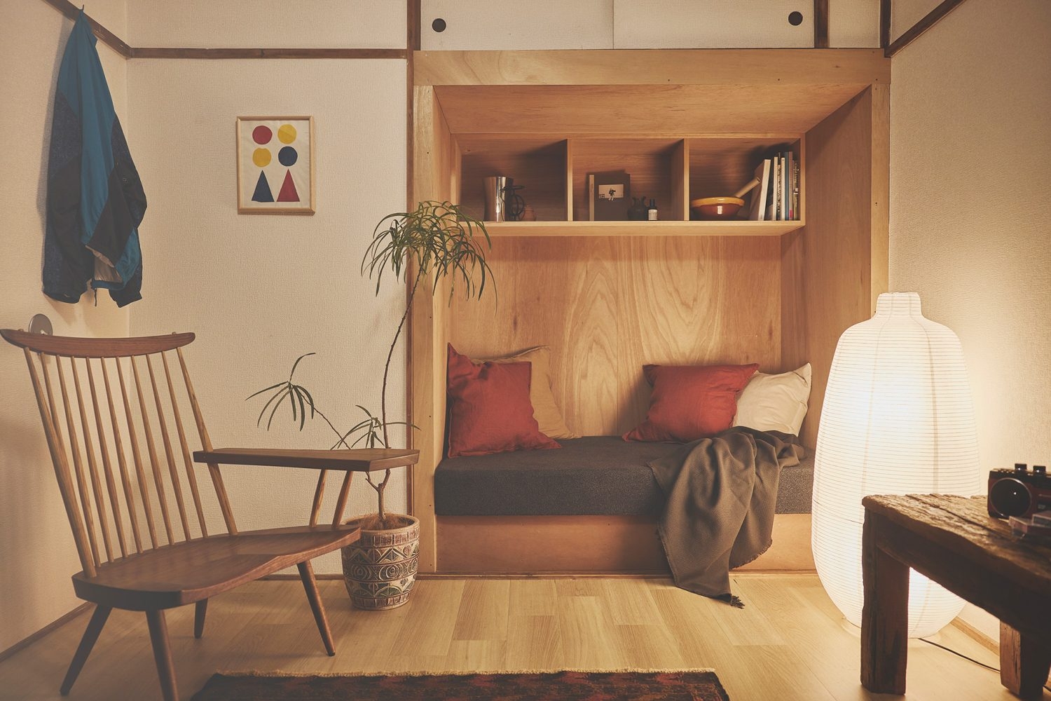 夜に和紙照明を灯すと落ち着きあるムードに