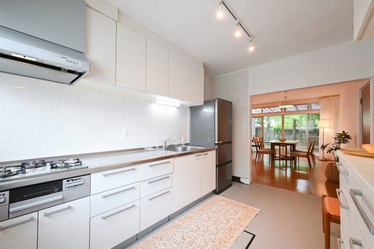 1F キッチンからダイニングへの繋がりで撮影可能