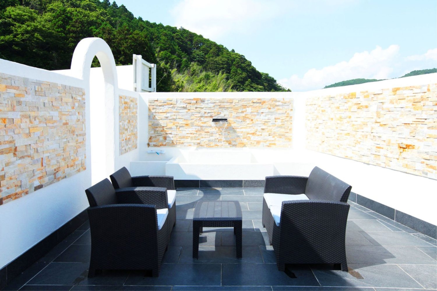 高級リゾートのような空間を演出