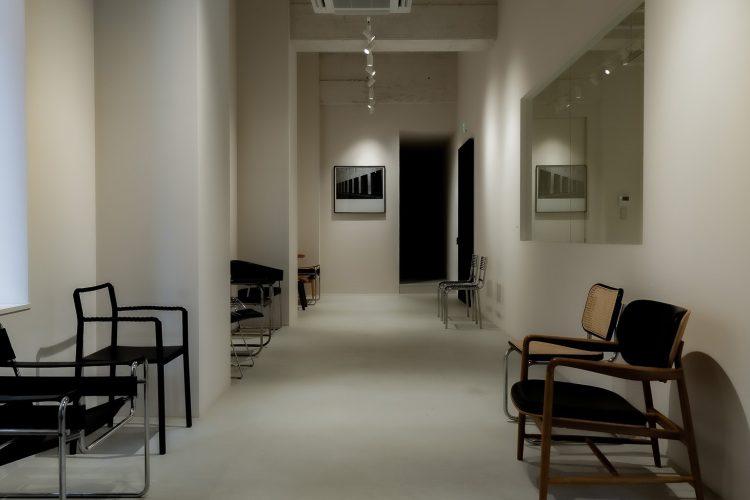 共用部のエントランス(撮影利用・家具は別途料金)