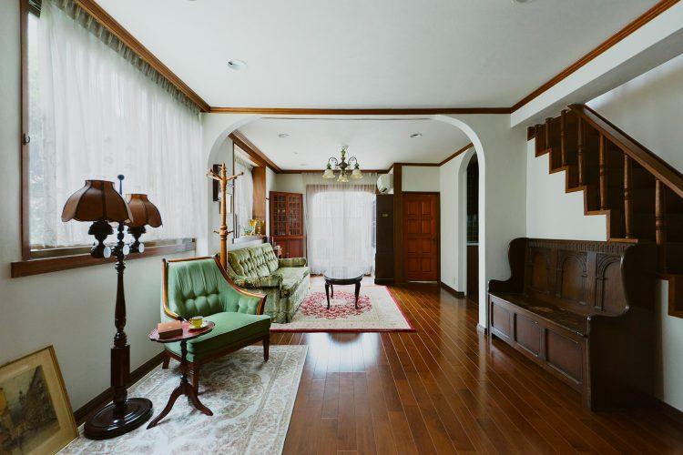 1F リビング アーチが特徴的