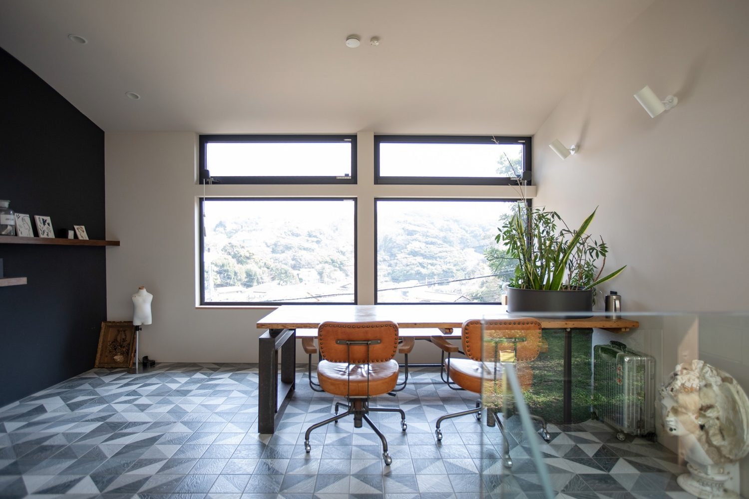 2F 景色のよいアトリエ