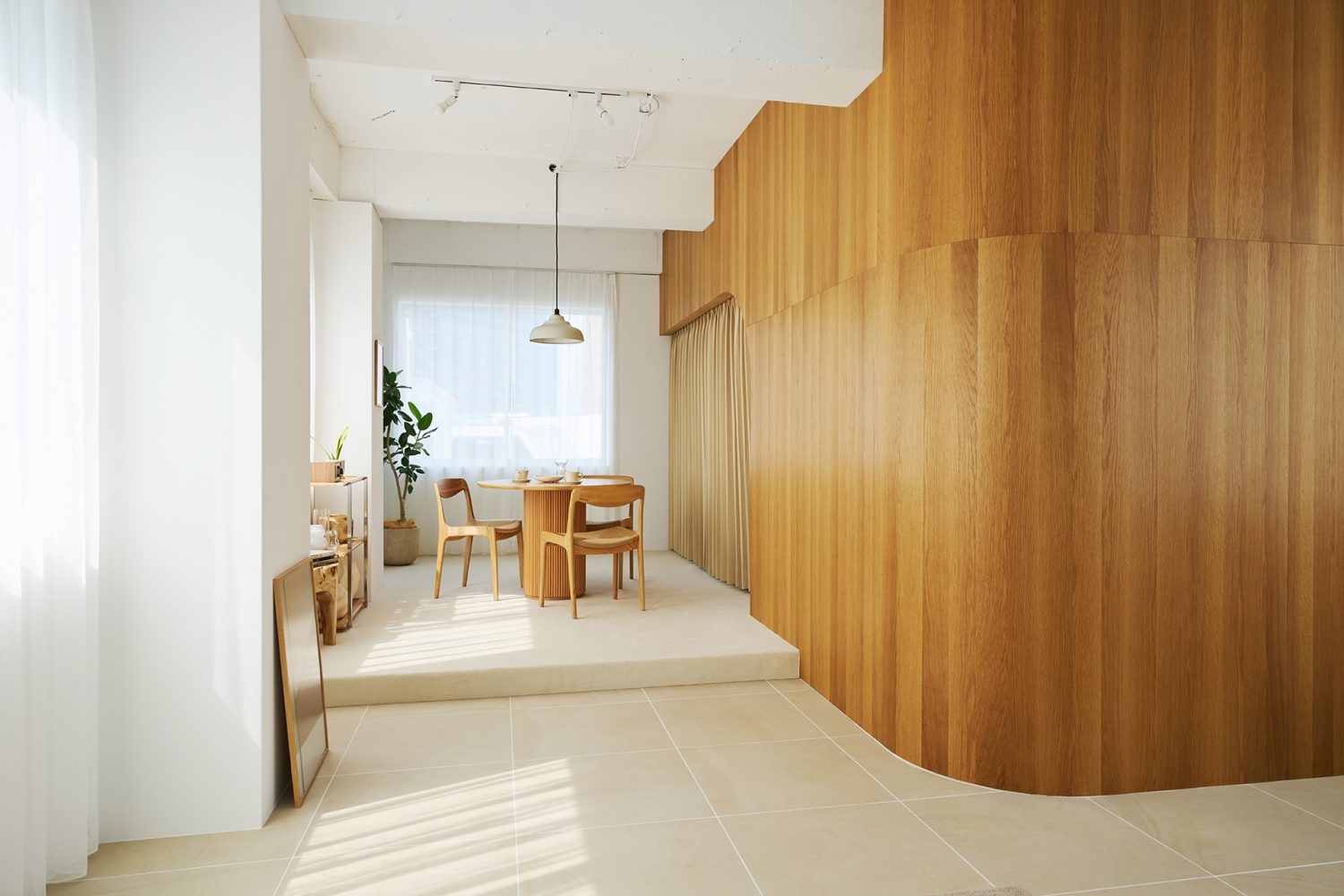 異素材が織りなすぬくもりのある空間