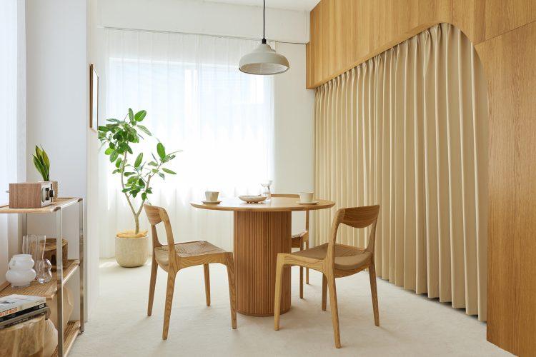 木素材の家具で統一されたあたたかなダイニング