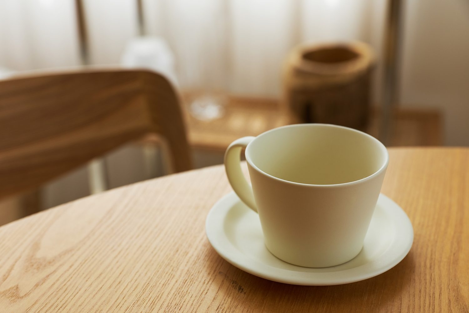 食器や小物などのプロダクト撮影にも