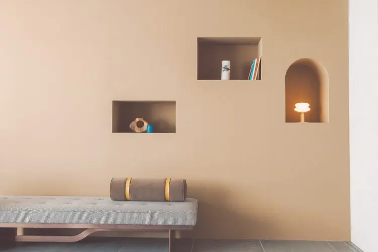 小物が置けるニッチ棚