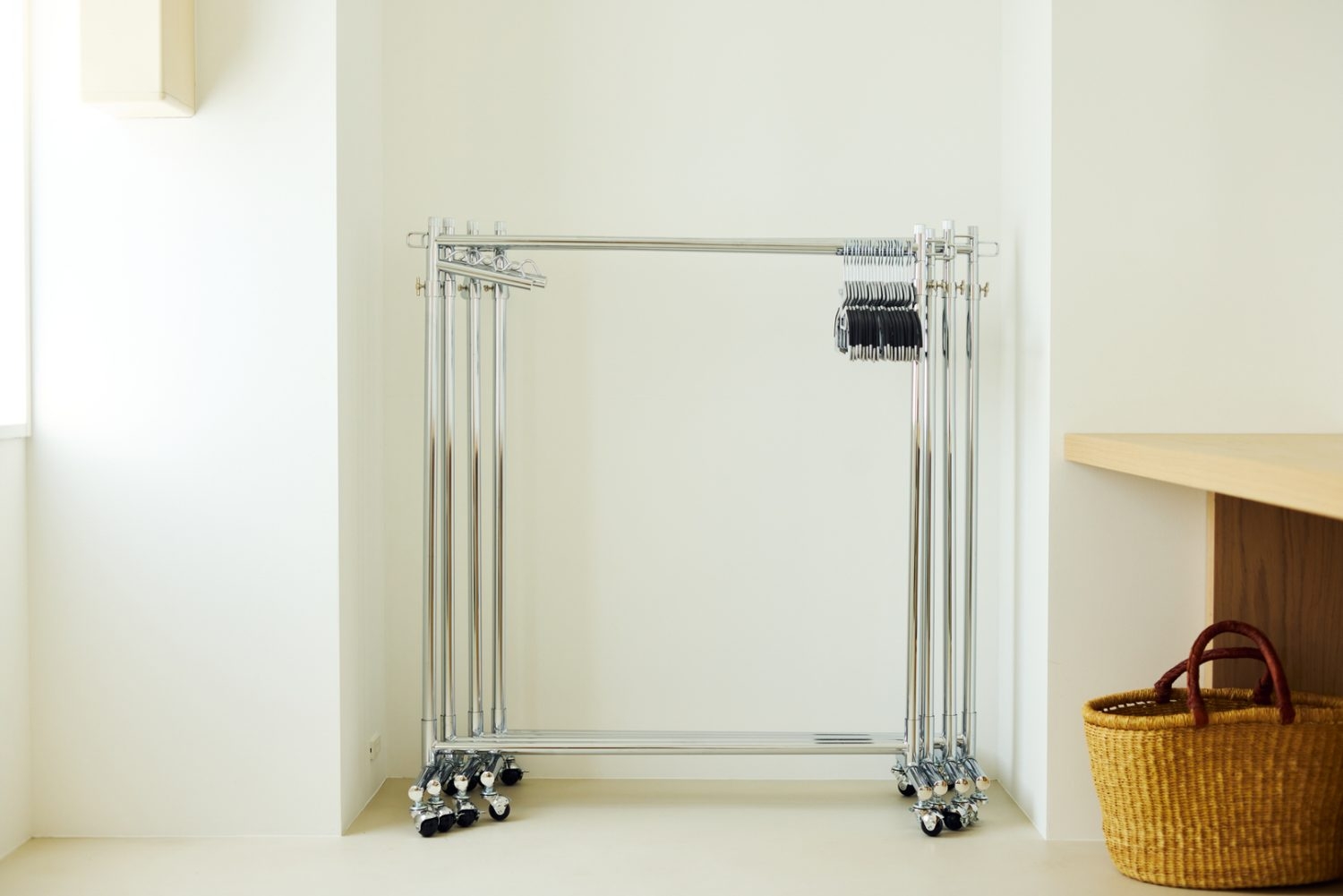 ハンガーラック4台