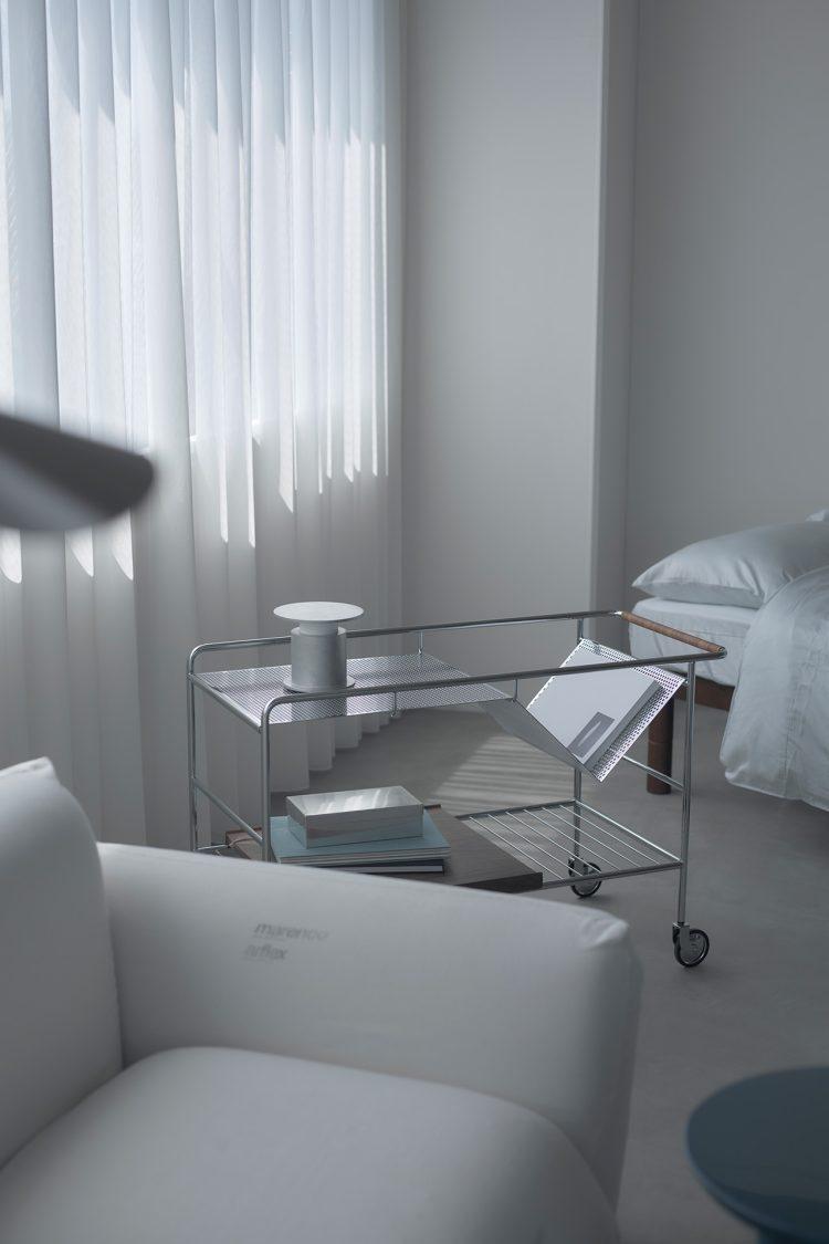 ソフトな家具とハードなインテリア