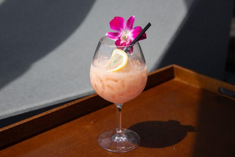 ビーチサイドにぴったりなドリンクも