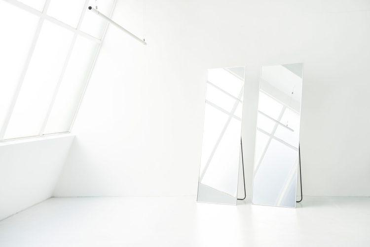 常設のミニマムミラーが光を広げる