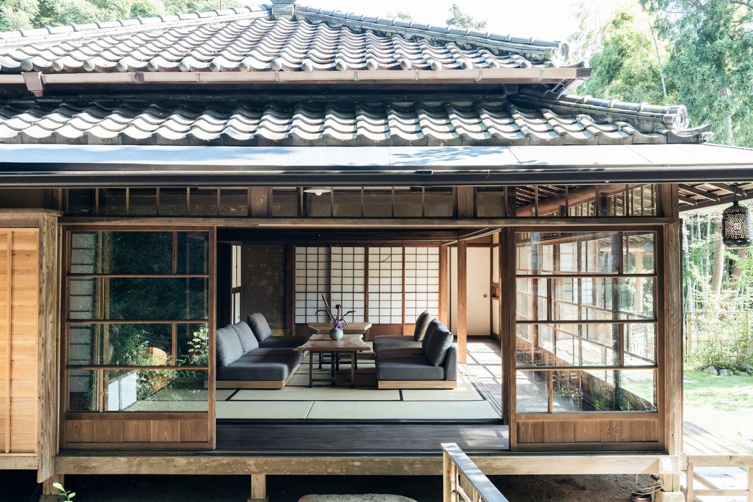 母屋 居間 北東向き(引き)