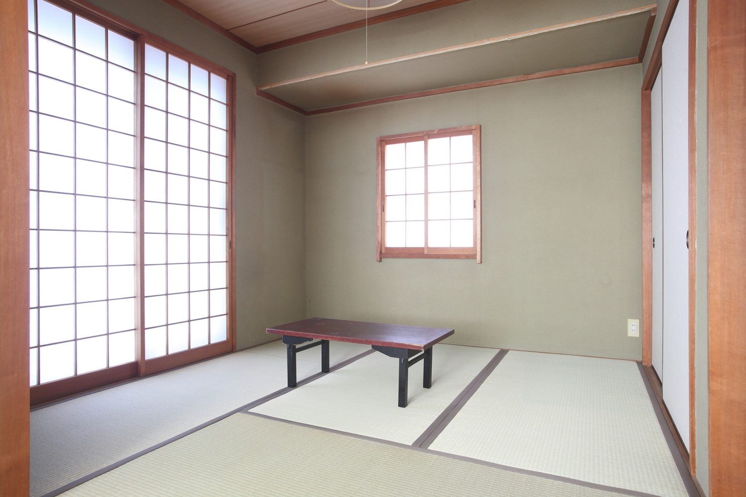 2nd 2F / 撮影のほか控室としても活用できる和室