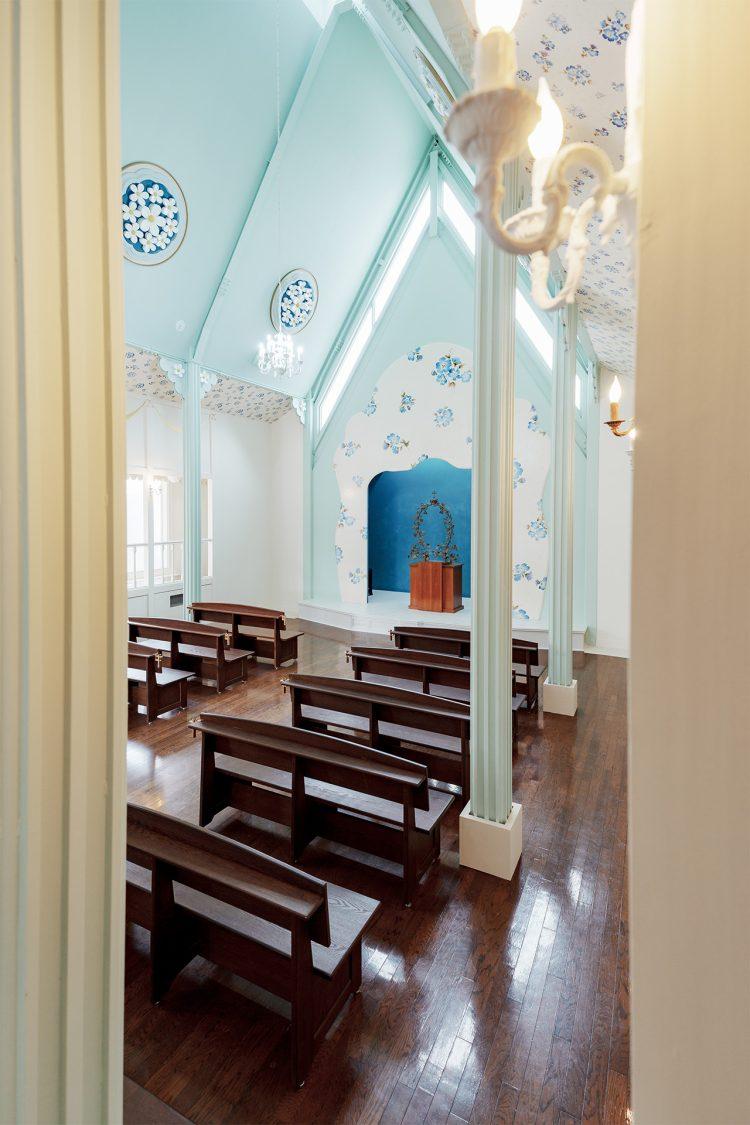 チャペル横側から