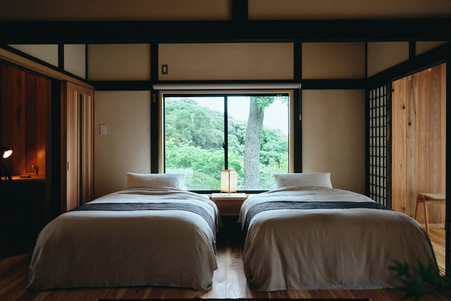 1F 客室 / シングルベッド2台