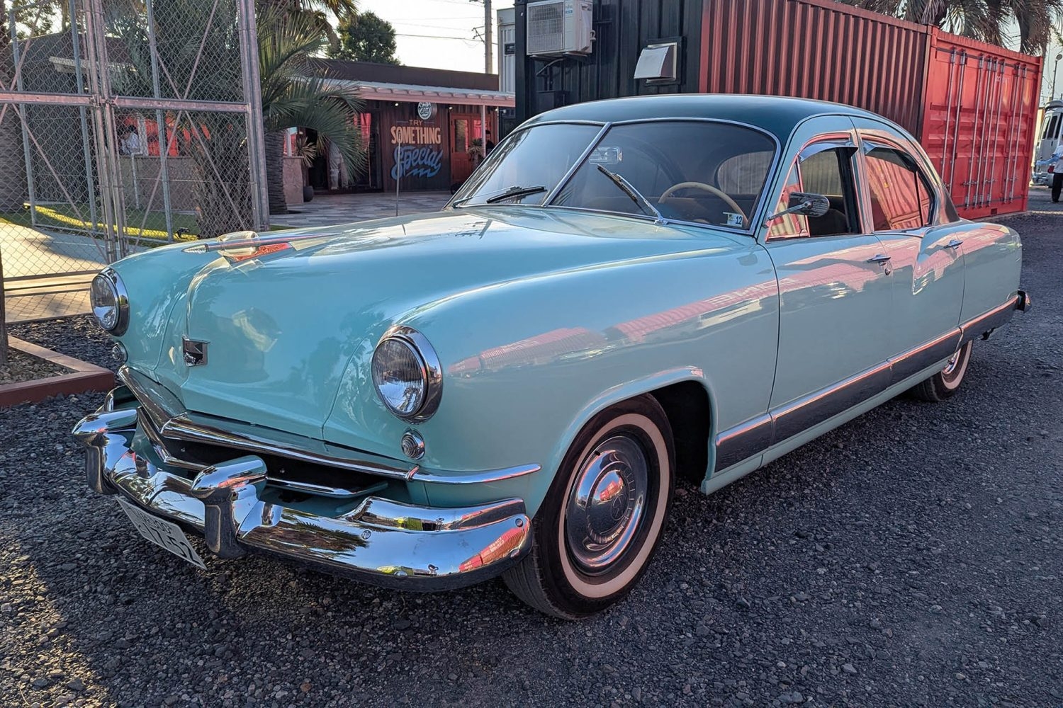 車を利用した撮影も(オプション)