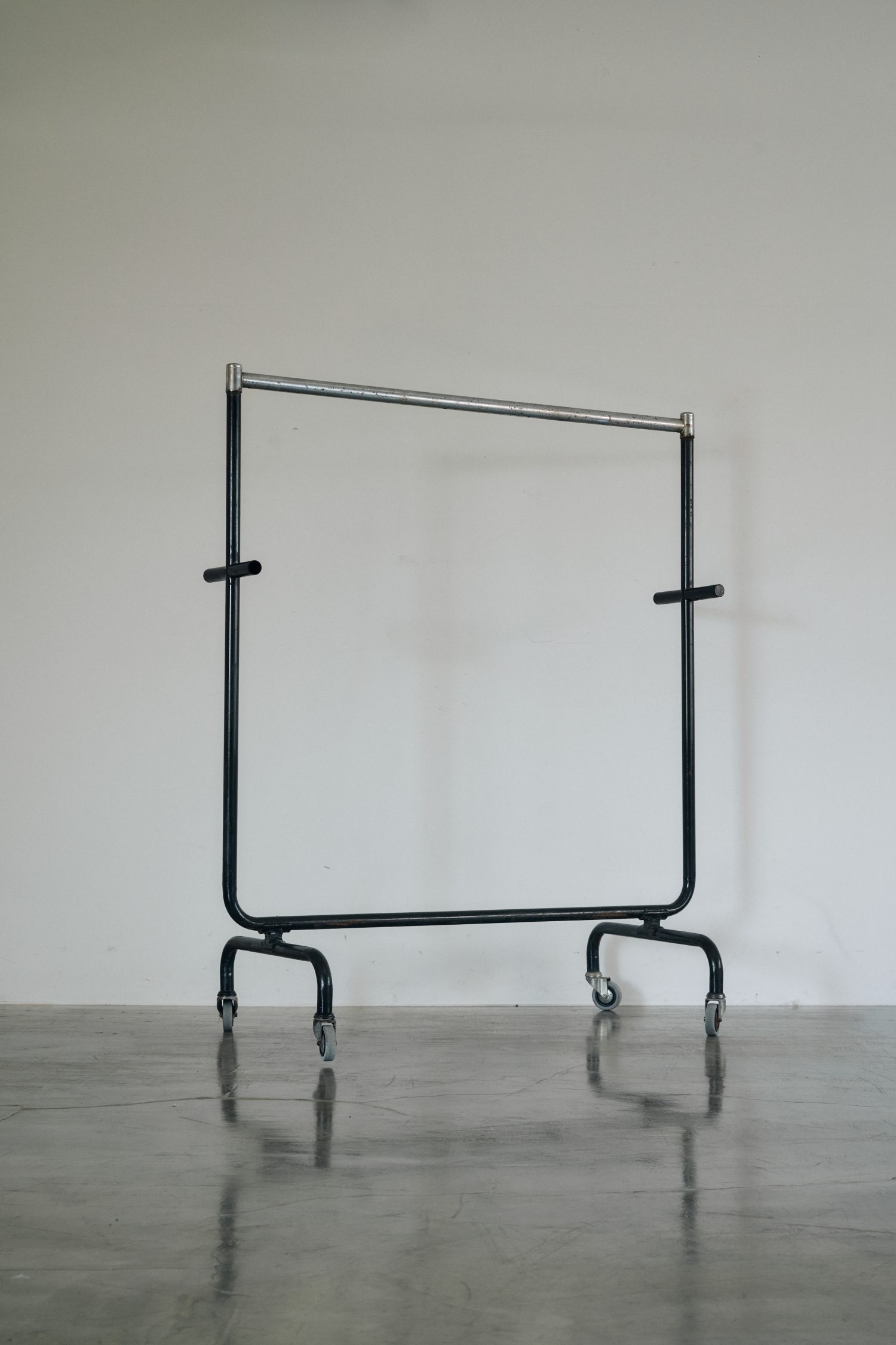 ヴィンテージアイアンハンガーラック