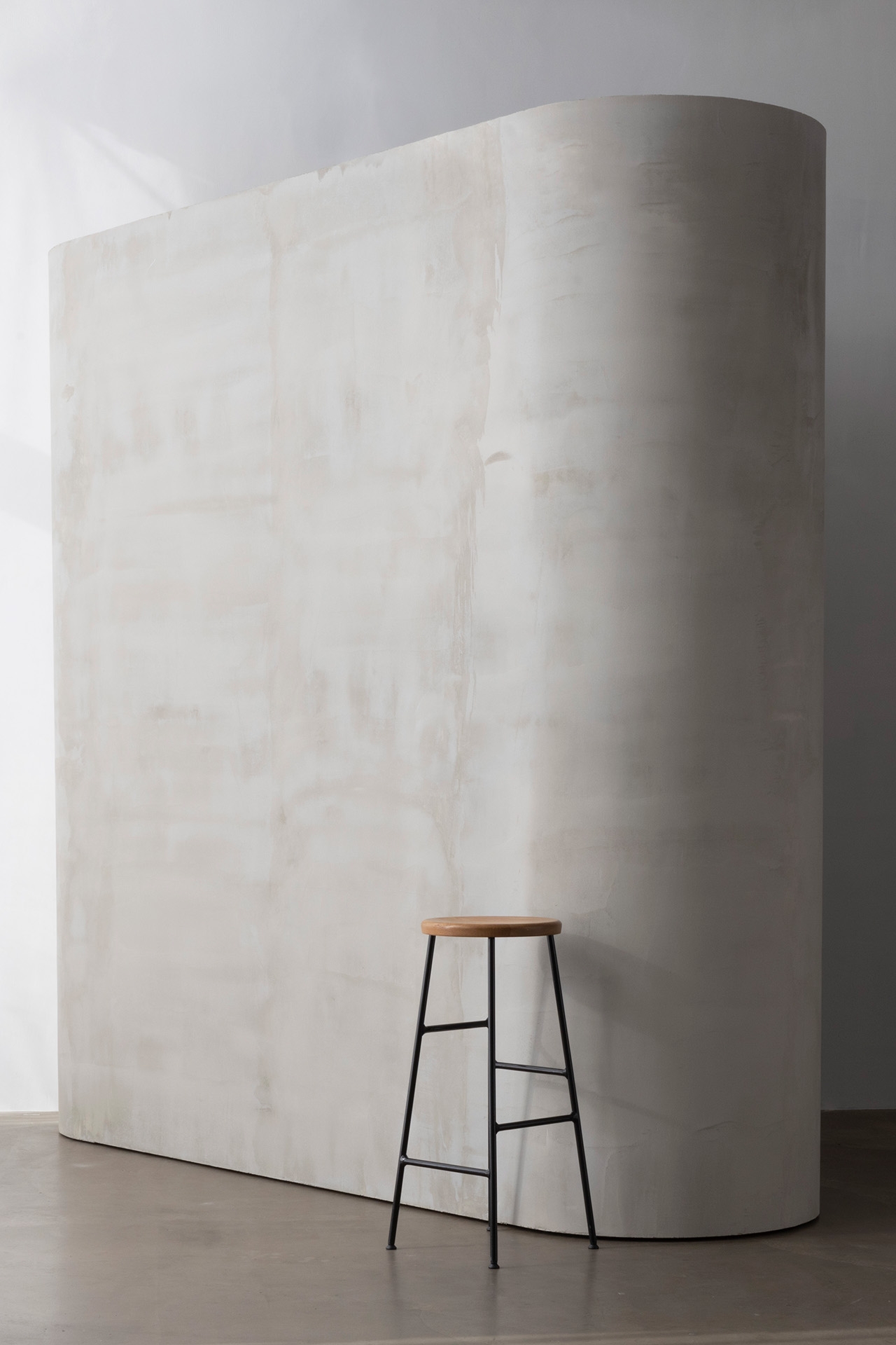 可動式壁(表面)