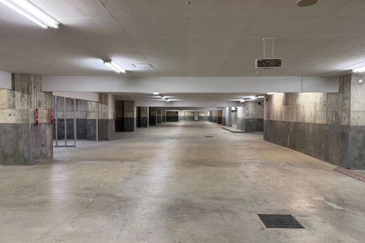 ホテル棟 B2F駐車場