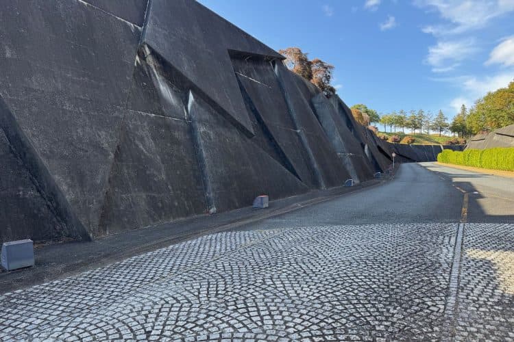 敷地内道路