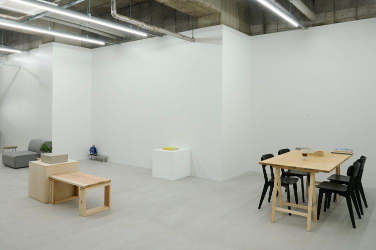 撮影・展示面の多いホワイトキューブ