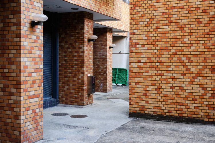 スタジオ前専用駐車スペース