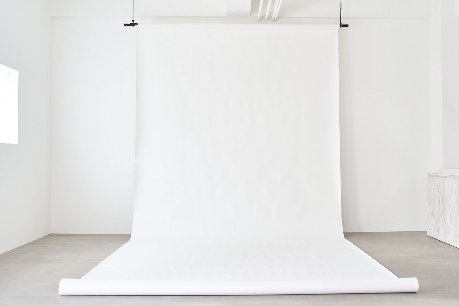 背景紙ホルダーでペーパー撮影も