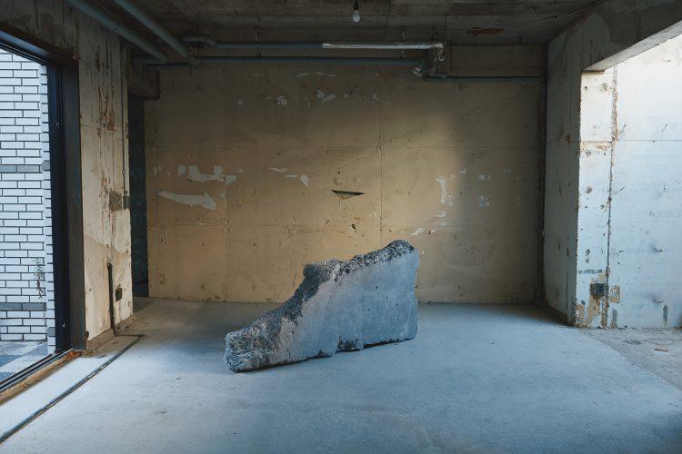 1F:B room / 稼働可能なコンクリ壁