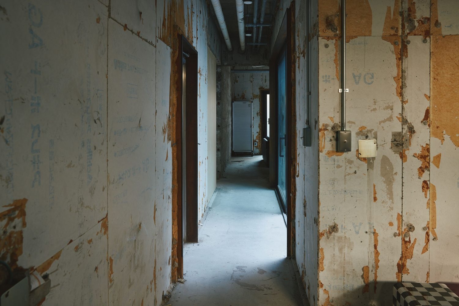 1F:想像が膨らむ構図