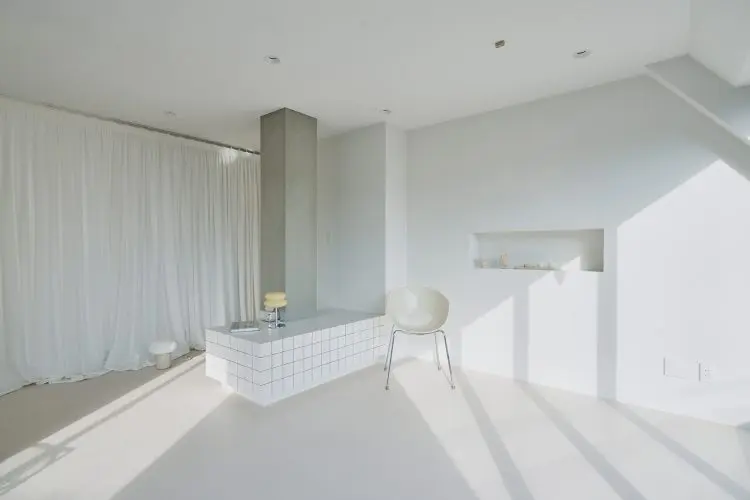 ミニマルな世界観のファッション撮影にもおすすめ