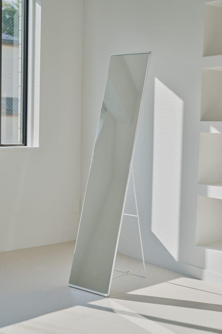 備品:全身鏡 / カーテン奥でのフィッテングに便利