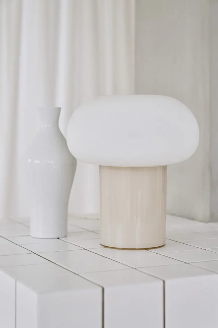 備品:オブジェなど / アパレル小物やバッグの物撮りも