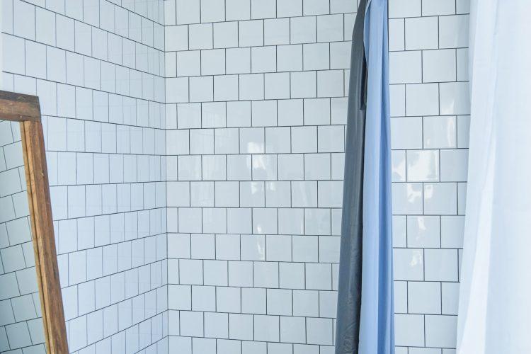 白タイル壁で撮影可能