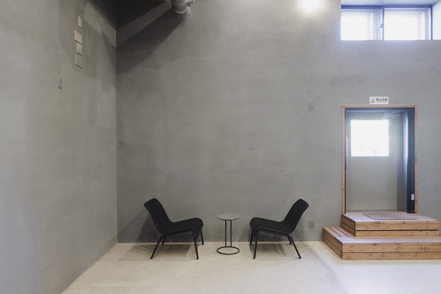 建物内は防音仕様のため同録撮影や音の出るイベントに