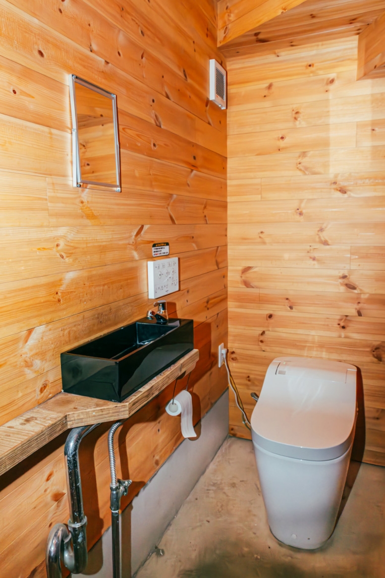 共用トイレ / 別フロア利用者が使用する場合あり