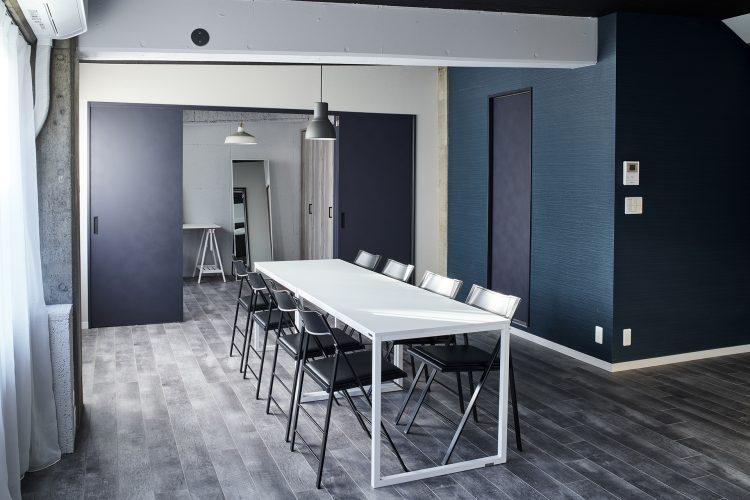 オプション:2F ゆとりある空間で準備も休憩も快適