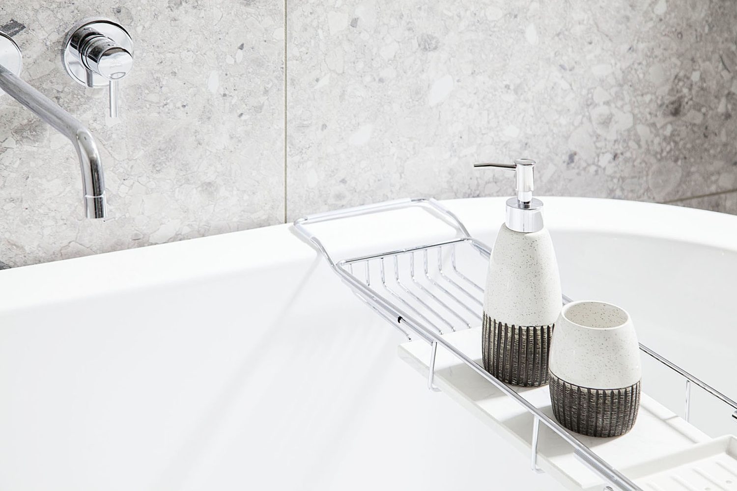 実際にお湯が張れるバスタブ