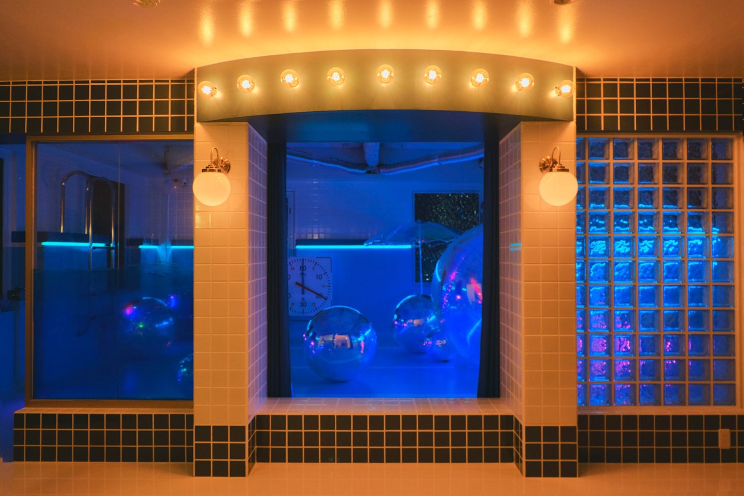 近未来的な設定にも / MVなどの撮影にもおすすめ