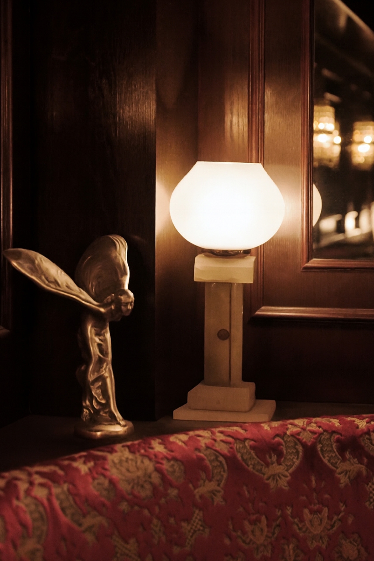 昭和を演出するヴィンテージランプの数々