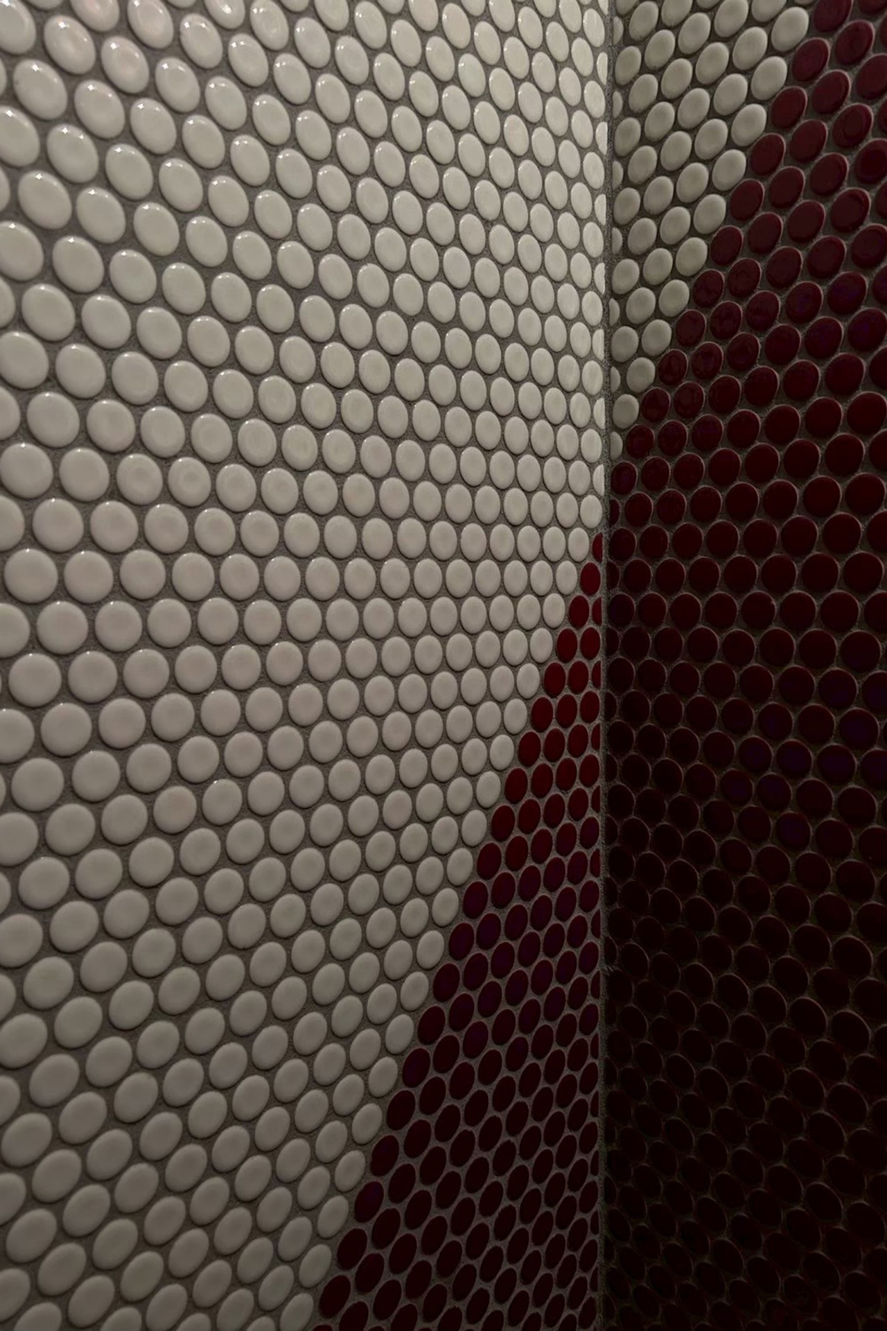 トイレのタイルはオリジナルパターン貼り