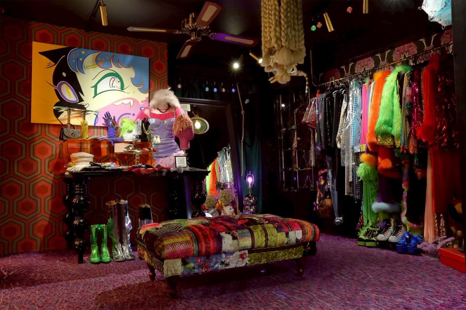 ヴィンテージムード漂う店内奥の空間