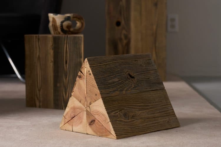 木のぬくもりを感じる、たくさんの木製什器
