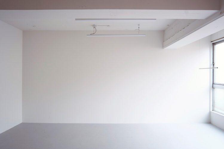 午後から夕方にかけて入るやわらかな自然光