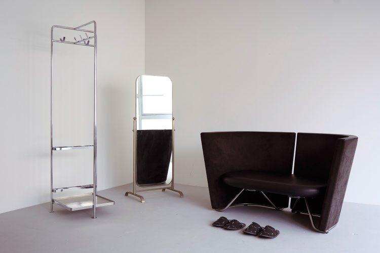 モダンな什器でのスタイリングも可能