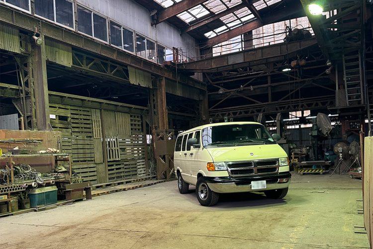 車を入れて撮影も可能