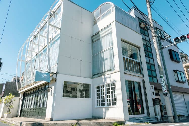 建物外観 / 3F建てのスタジオ