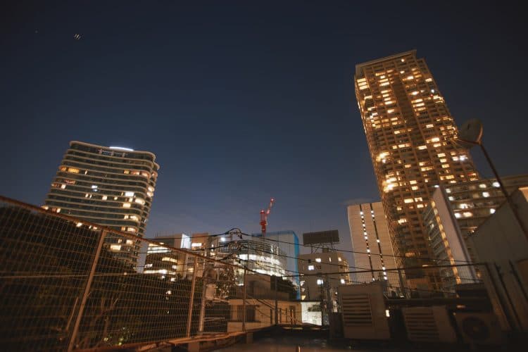 夜景と高層ビル