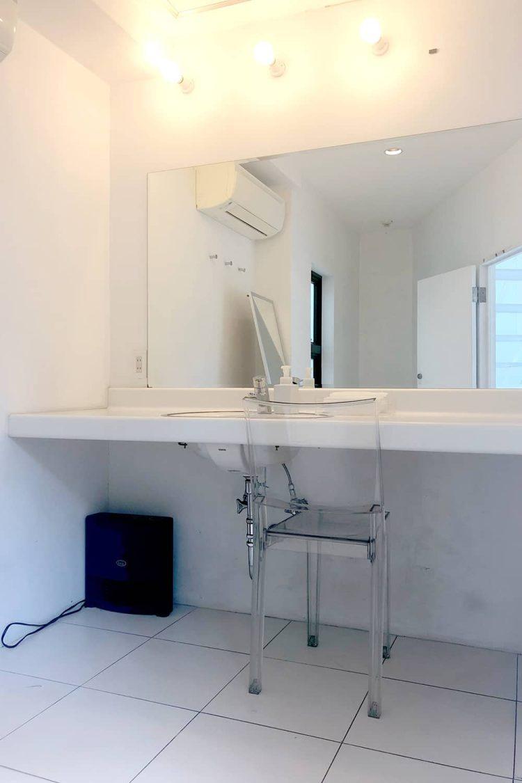 メイクルーム 洗面もあり