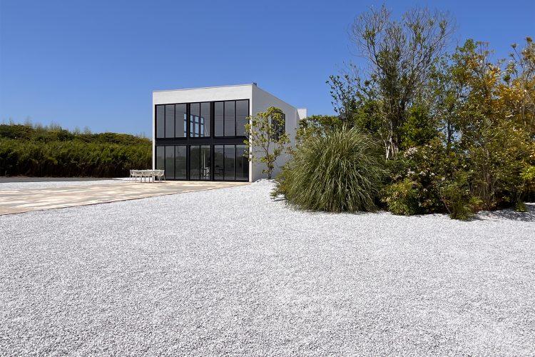 天井高5m 真南向き 車両撮影も可能