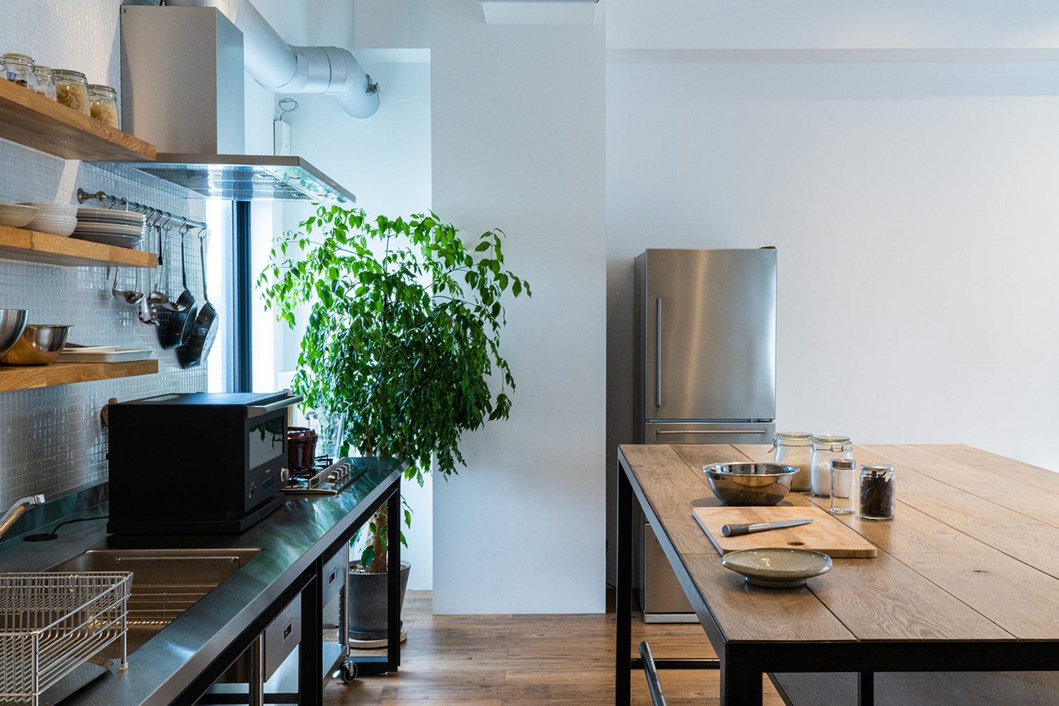 キッチンと観葉植物